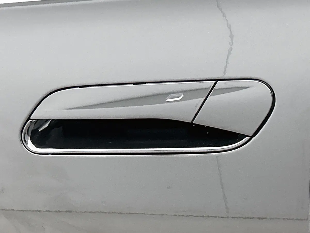 Limited Edition Plus 77 kWh 286pk | Trekhaak inklapbaar | Camera | Apple Carplay | Android Auto | Head-up display | Adaptive Cruise Control | Voorstoelen verwarmbaar | Automatische aircondit