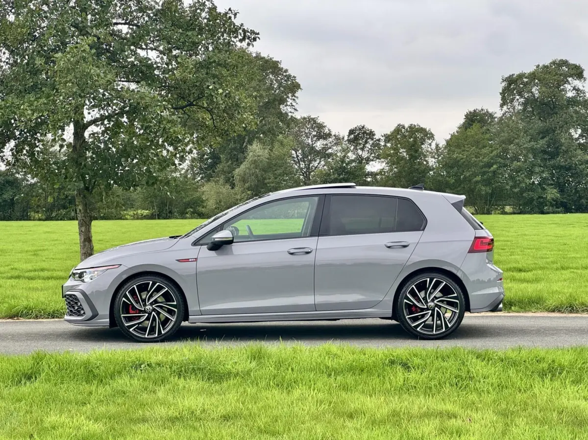 GTI 2.0 TSI 245pk DSG|Pano|DCC|IQ.Light|Vienna Leder|Memory|H&K19”|Vol!