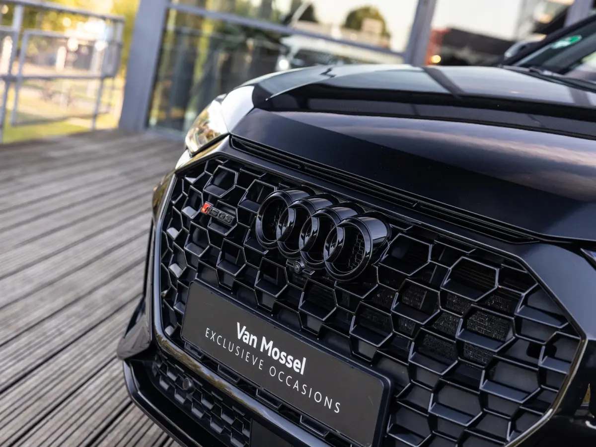 RSQ3 2.5 TFSI QUATTRO | LED MATRIX | PANORAMA/SCHUIF-KANTELDAK | 360 CAMERA | BANG & OLUFSEN | RS SPORTUITLAATSYSTEEM | ELEKTR.TREKHAAK | ELEKTR. VERSTELBARE STOELEN |