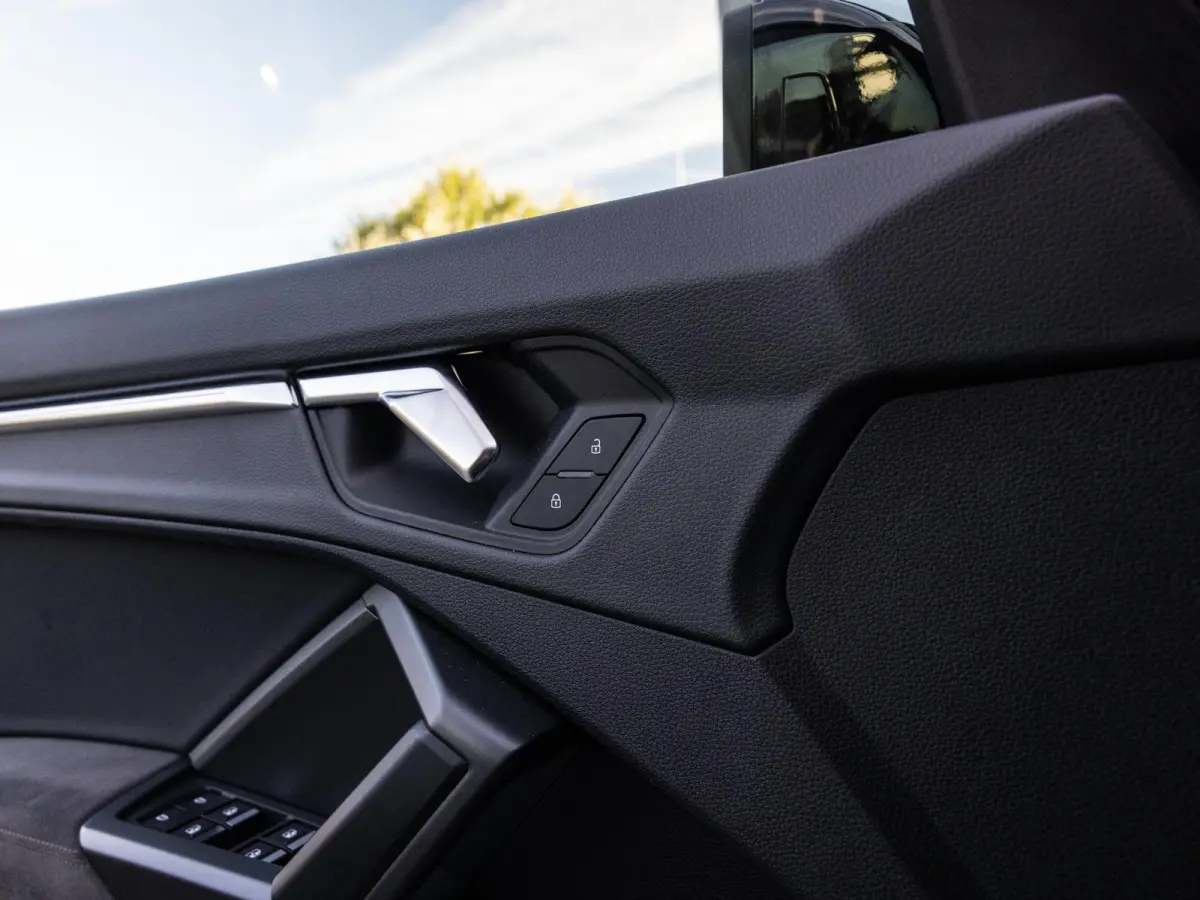 RSQ3 2.5 TFSI QUATTRO | LED MATRIX | PANORAMA/SCHUIF-KANTELDAK | 360 CAMERA | BANG & OLUFSEN | RS SPORTUITLAATSYSTEEM | ELEKTR.TREKHAAK | ELEKTR. VERSTELBARE STOELEN |