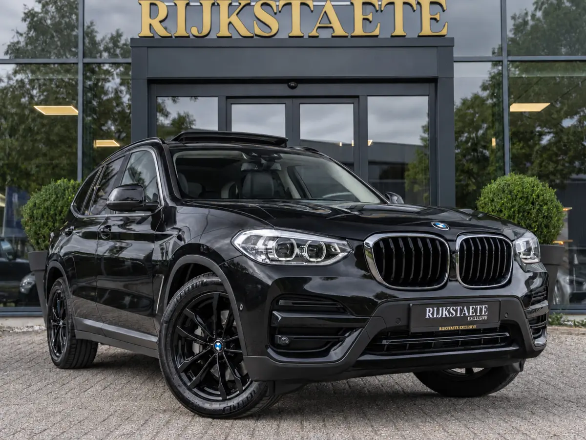 xDrive30e High Executive|PANO|CAM|APP|19''|CC|STOELVW