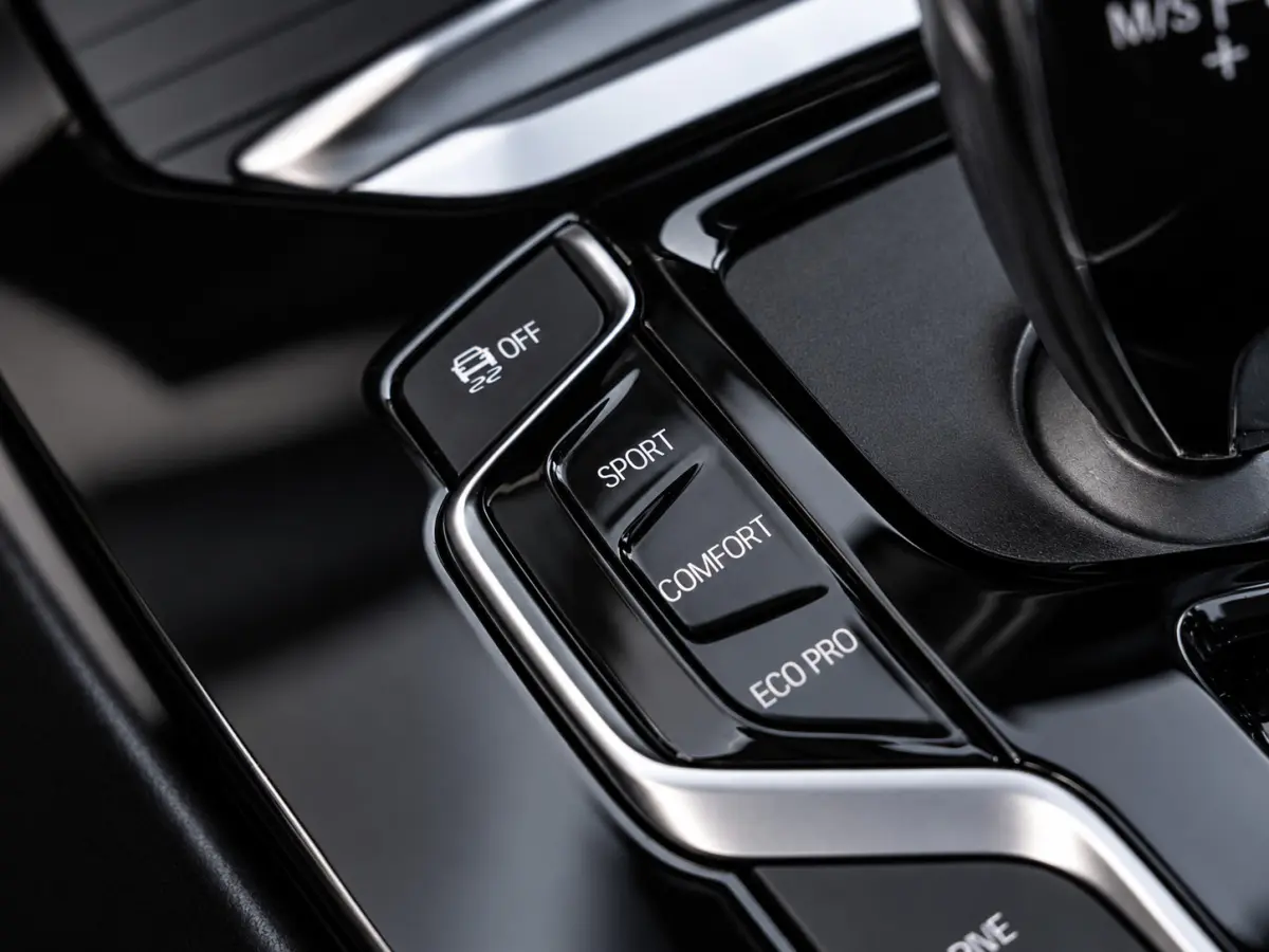 xDrive30e High Executive|PANO|CAM|APP|19''|CC|STOELVW