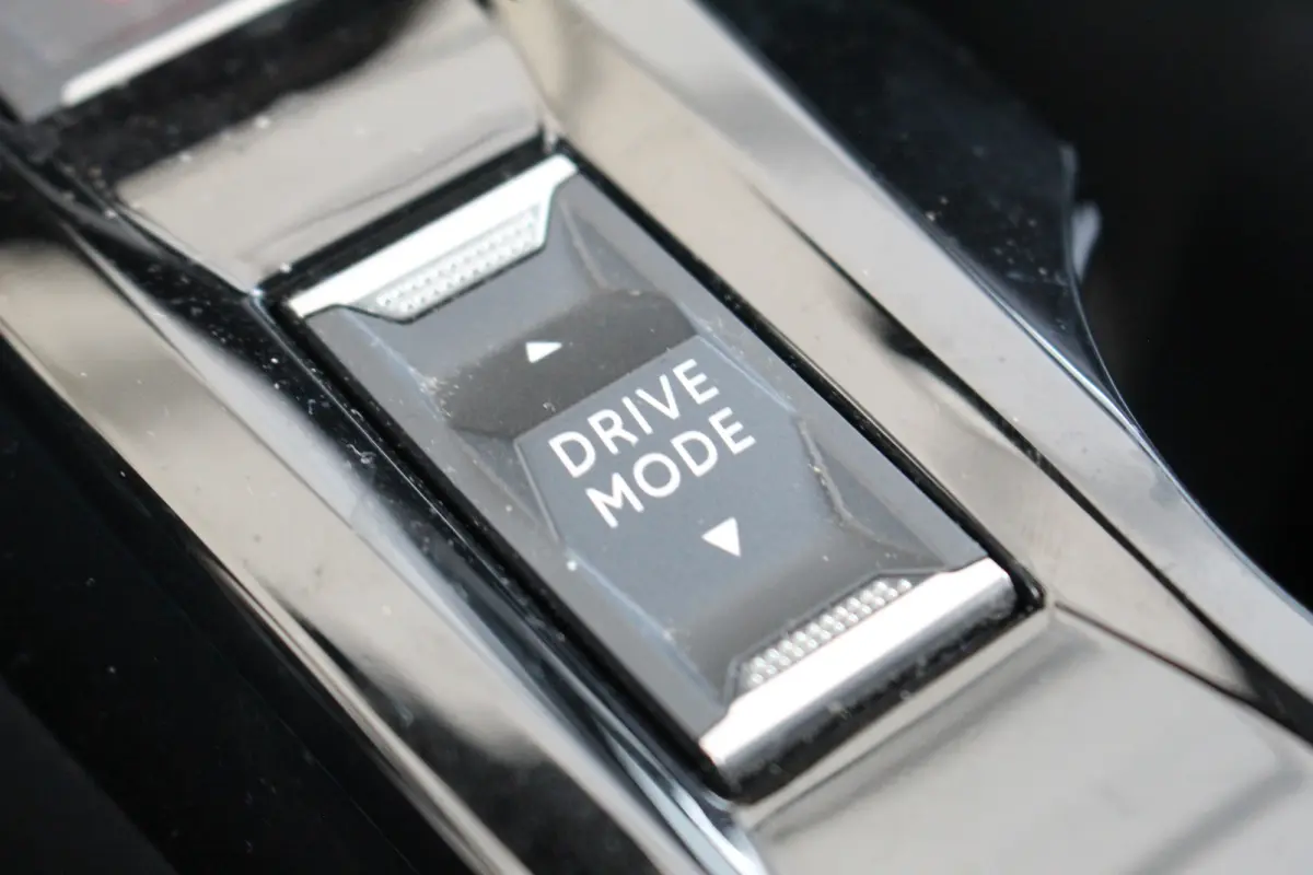 EV Allure Pack 50 kWh | SOH 98% | Camera | Climate & Cruise Controle | Carplay | Keyless | | SOH 98% | Camera | Climate & Cruise Controle | Carplay | Keyless |