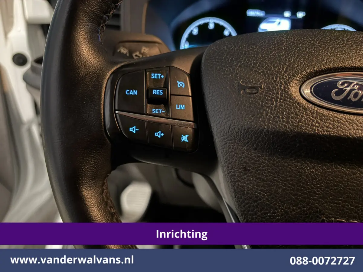2.0 TDCI 130pk L2H1 inrichting Euro6 Airco | Camera | LED | 2800kg Trekhaak | Omvormer | Apple Carplay Cruisecontrol, Android Auto, Verwarmde Voorruit, Parkeersensoren, Bijrijdersbank