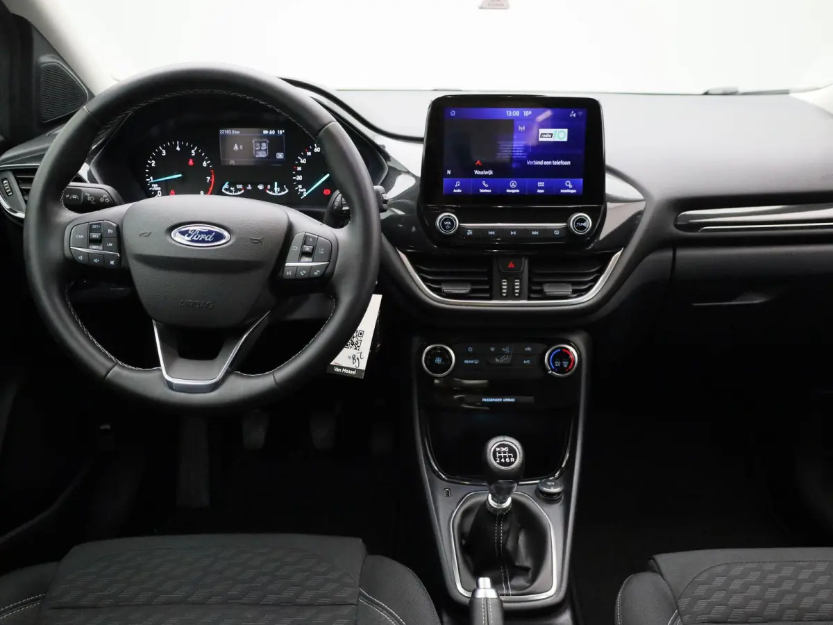1.0 EcoBoost Titanium 125PK | Trekhaak | Cruisecontrol | Navigatie | Apple Car Play / Android Auto | Lichtmetaal