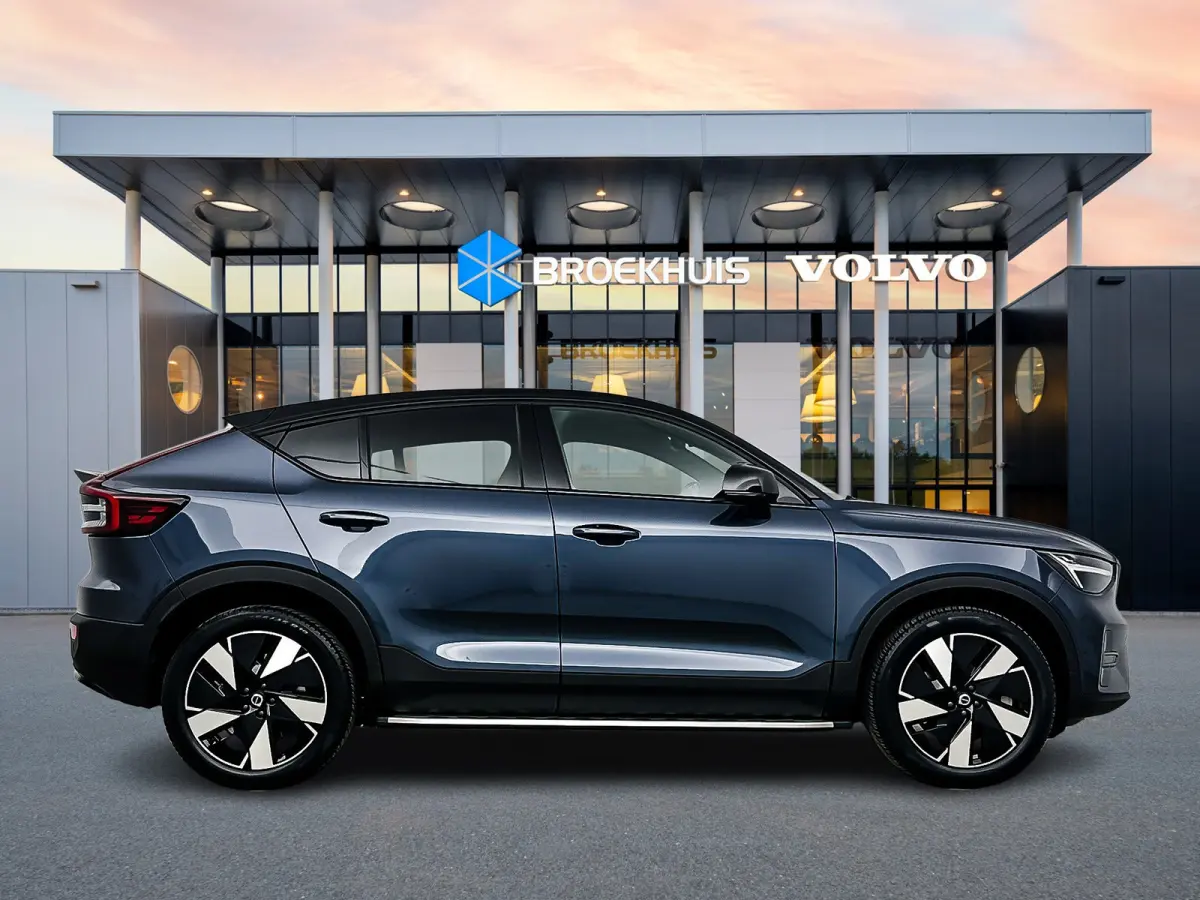 Single Motor Extended Range Ultra Europa 82 kWh | 19" Allseason | Runningboards | Elektr. verst. stoelen | 360 Camera | Harman Kardon | Stoel/Stuurverwarming | Warmtepomp