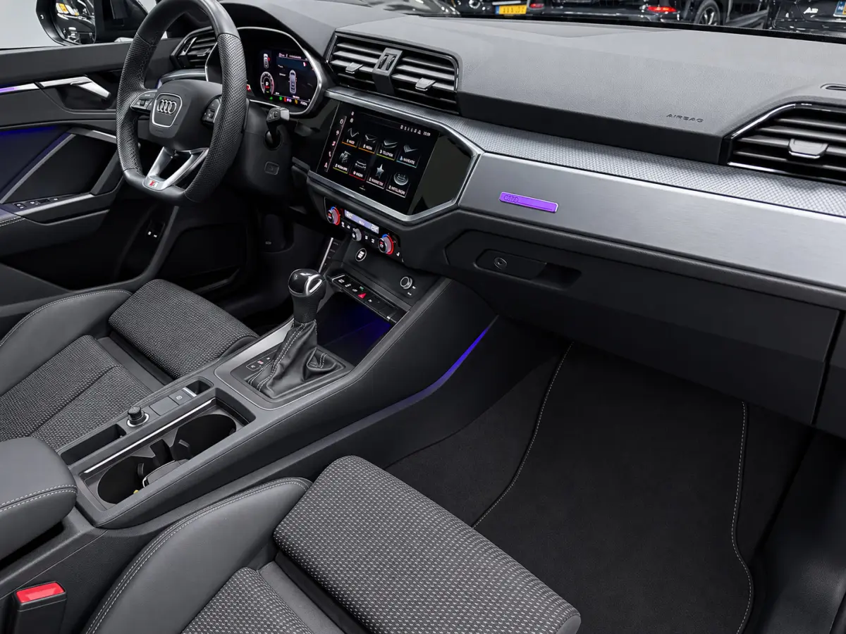 45 TFSI e 3X S-LINE 20" NAVI/V-COCKPIT/SFEERVERL/CARPLAY/ADAPT-CRUISE/DAB/CAM///