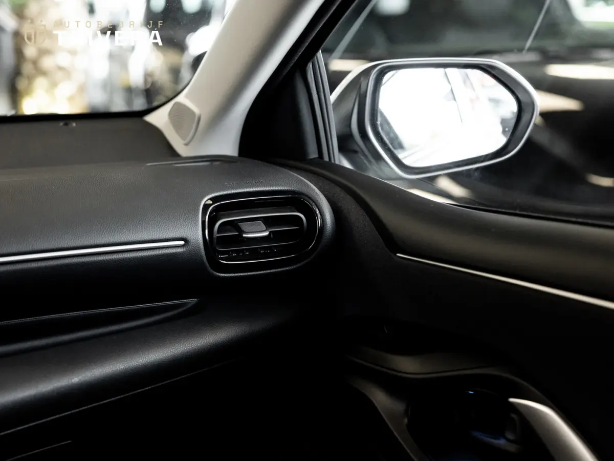 1.5 Hybrid Dynamic l SoH 94% l AUT.l CAM l 1ste eig.l CARPLAY l BTW Auto l Dealer onderhouden