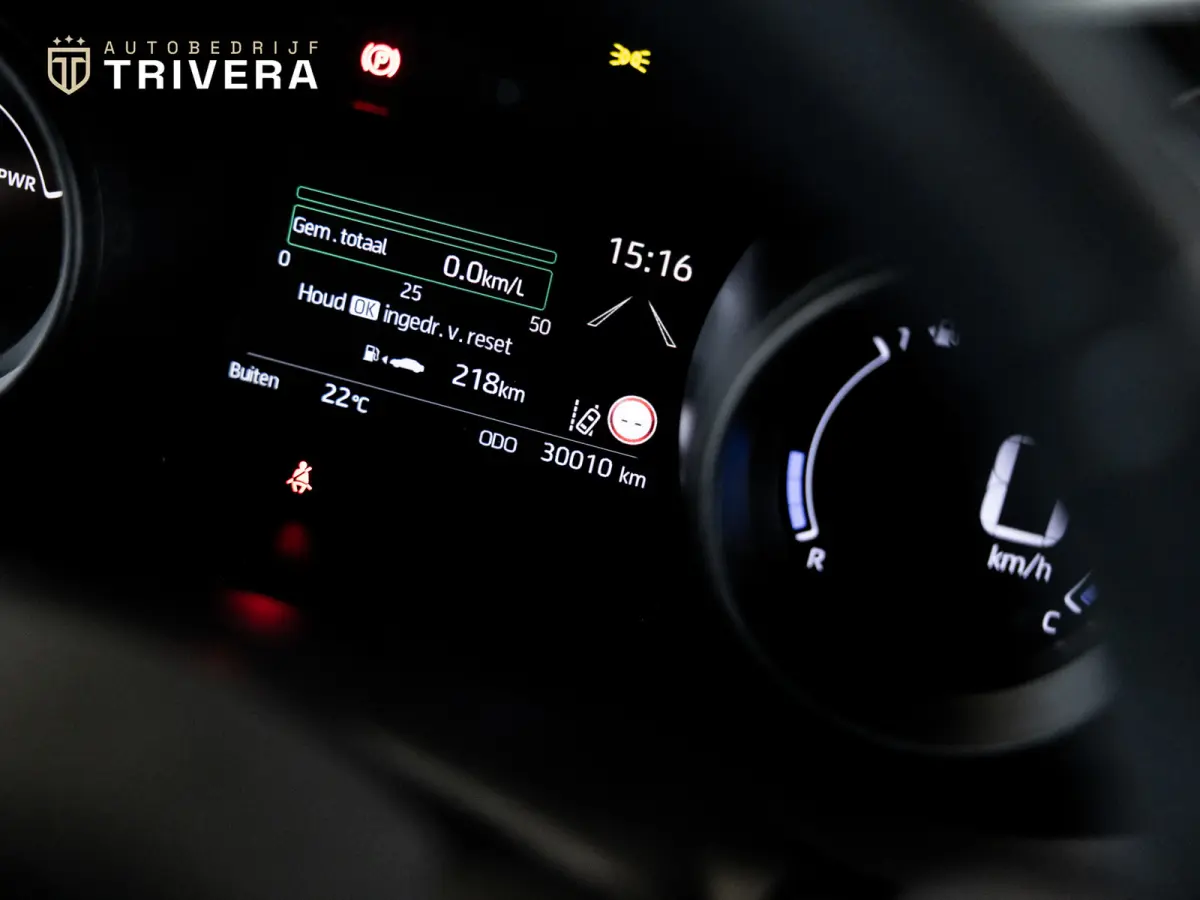 1.5 Hybrid Dynamic l SoH 94% l AUT.l CAM l 1ste eig.l CARPLAY l BTW Auto l Dealer onderhouden