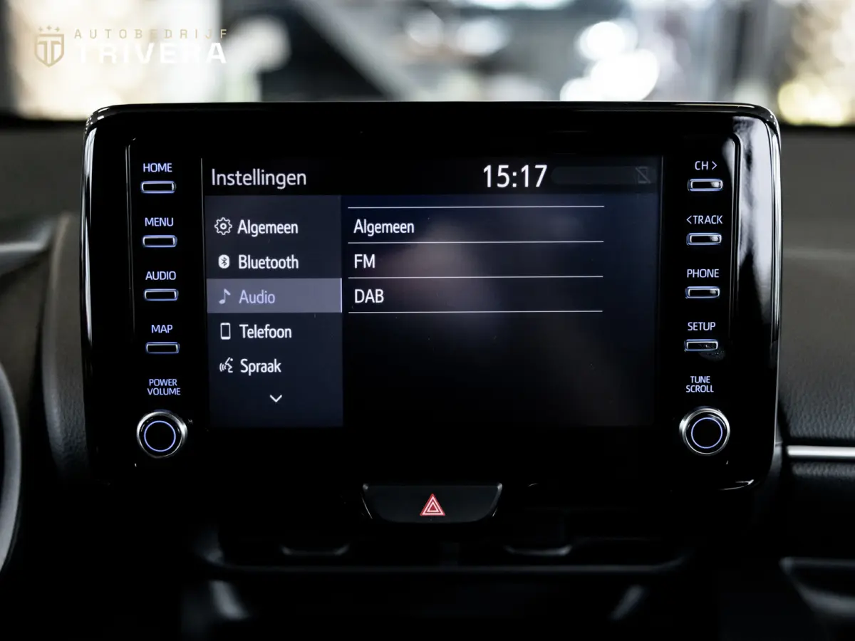 1.5 Hybrid Dynamic l SoH 94% l AUT.l CAM l 1ste eig.l CARPLAY l BTW Auto l Dealer onderhouden