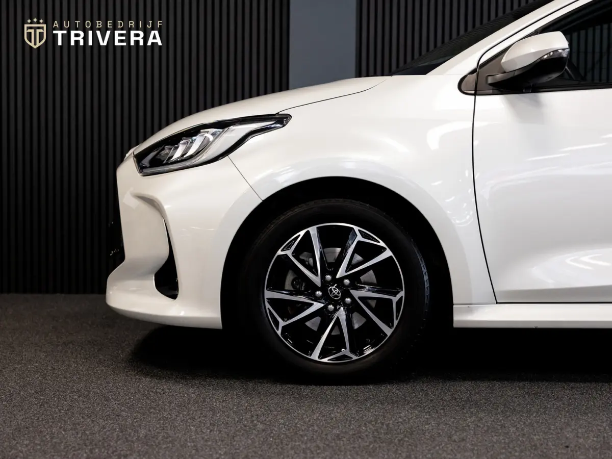 1.5 Hybrid Dynamic l SoH 94% l AUT.l CAM l 1ste eig.l CARPLAY l BTW Auto l Dealer onderhouden