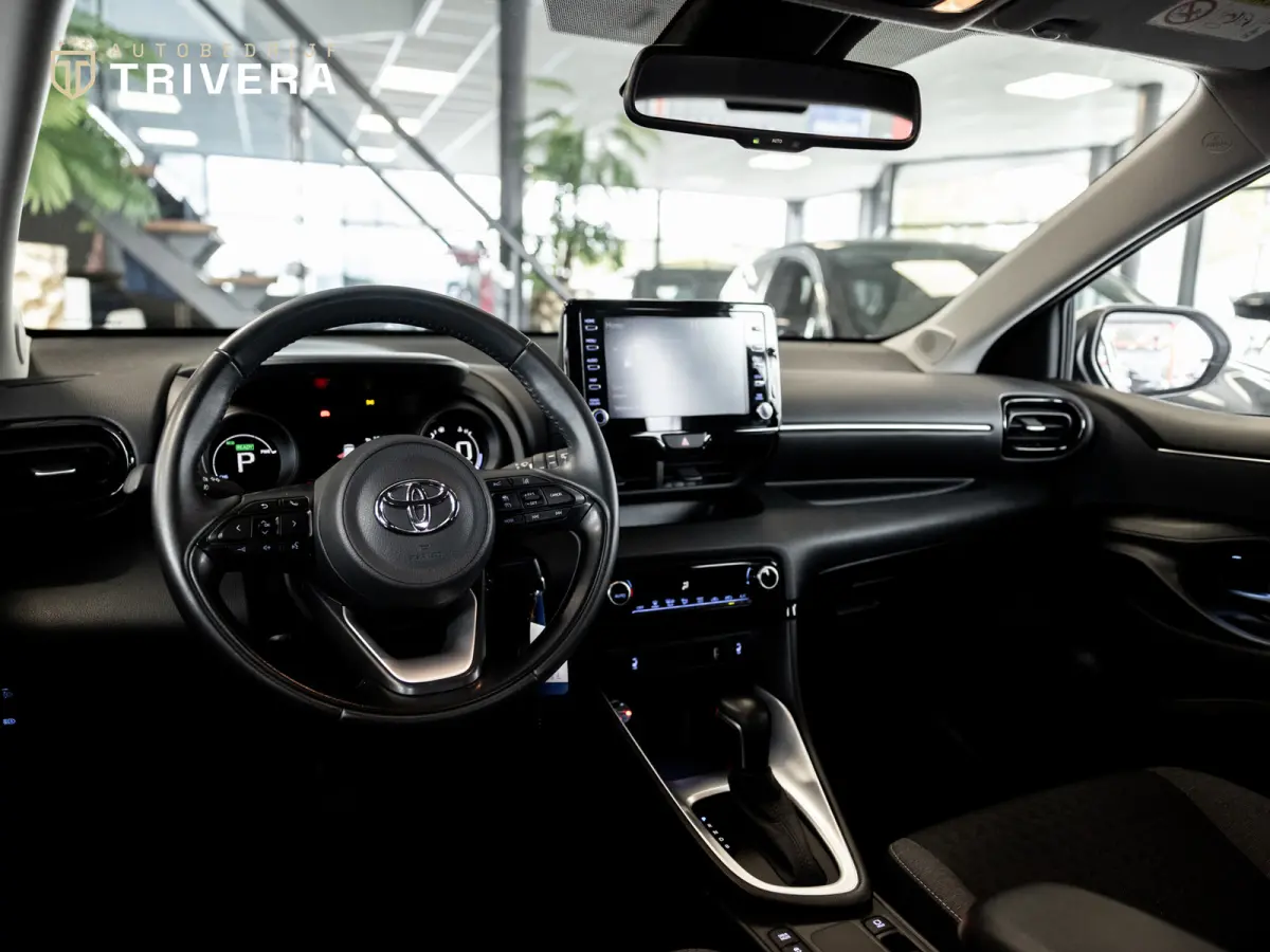 1.5 Hybrid Dynamic l SoH 94% l AUT.l CAM l 1ste eig.l CARPLAY l BTW Auto l Dealer onderhouden