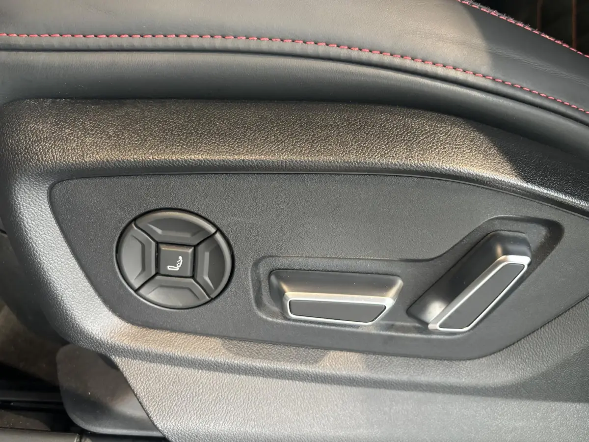 60 TFSI e quattro Pro Line S Competition | PANORAMA/SCHUIF-KANTELDAK | BANG & OLUFSEN | AWD BESTURING | SOFTCLOSE | STOELMASSAGE | STOELVENTILATIE | 360 CAMERA | LUCHTVERING | RS SPORTSTOELE