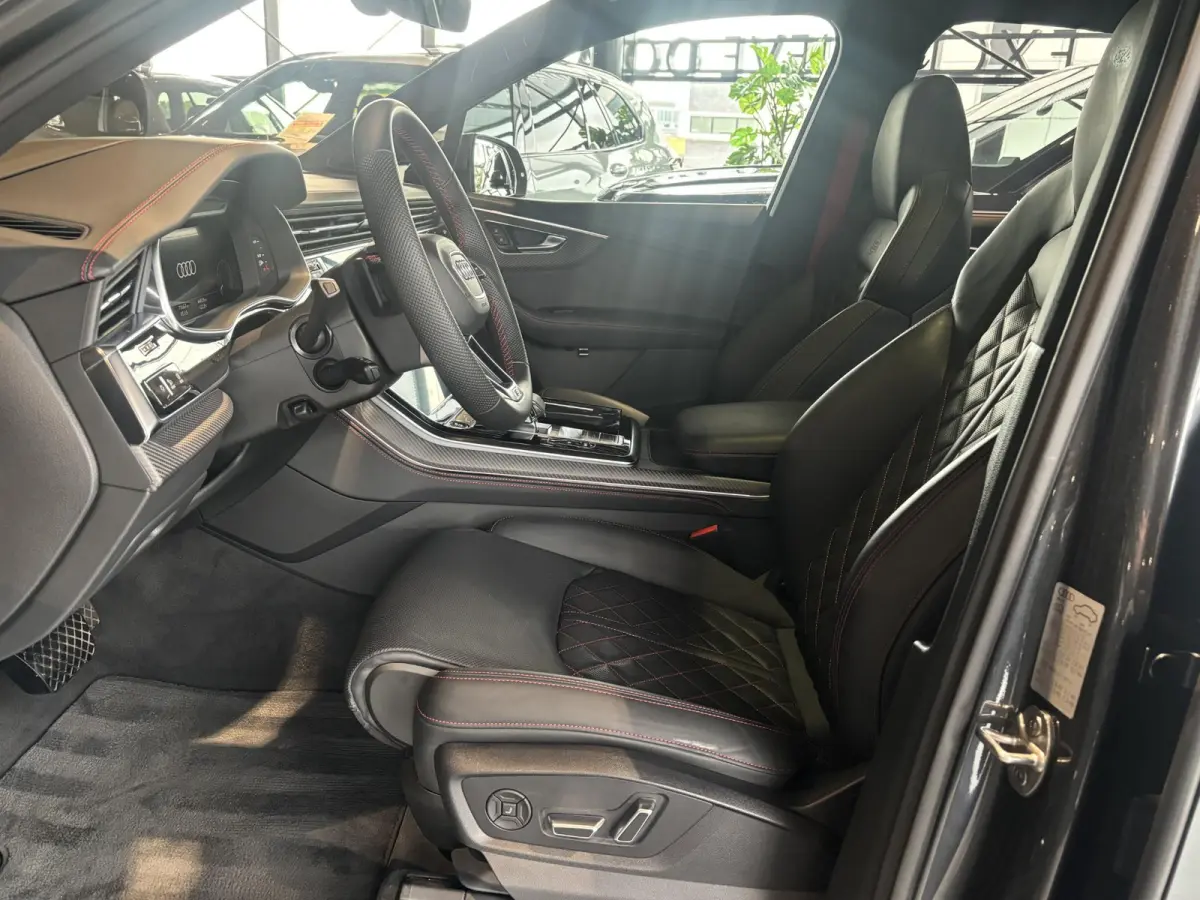 60 TFSI e quattro Pro Line S Competition | PANORAMA/SCHUIF-KANTELDAK | BANG & OLUFSEN | AWD BESTURING | SOFTCLOSE | STOELMASSAGE | STOELVENTILATIE | 360 CAMERA | LUCHTVERING | RS SPORTSTOELE