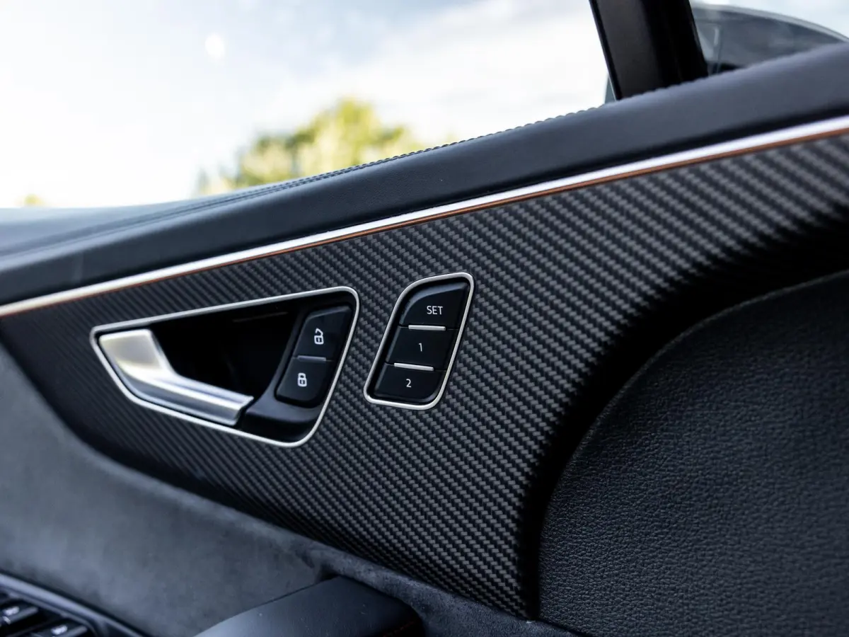 60 TFSI e quattro Pro Line S Competition | PANORAMA/SCHUIF-KANTELDAK | BANG & OLUFSEN | AWD BESTURING | SOFTCLOSE | STOELMASSAGE | STOELVENTILATIE | 360 CAMERA | LUCHTVERING | RS SPORTSTOELE