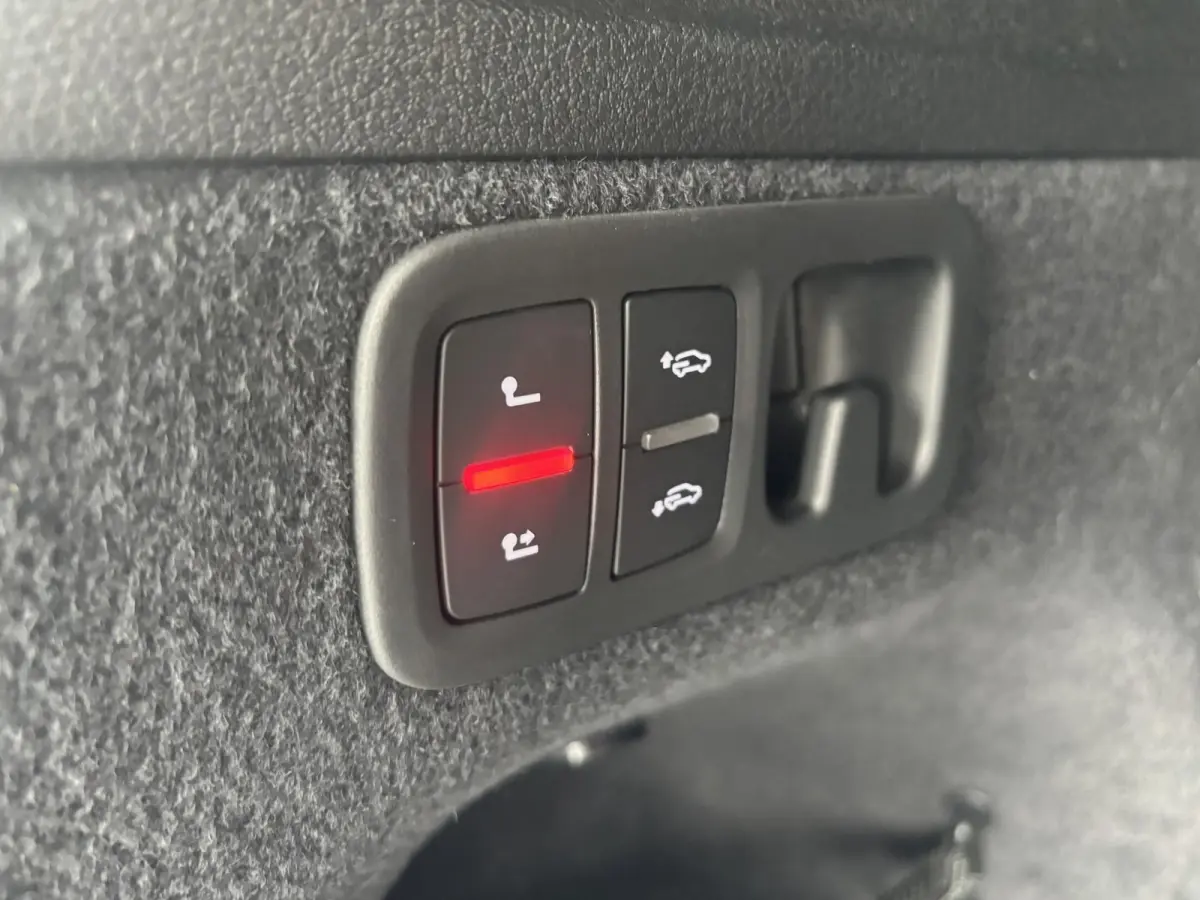 60 TFSI e quattro Pro Line S Competition | PANORAMA/SCHUIF-KANTELDAK | BANG & OLUFSEN | AWD BESTURING | SOFTCLOSE | STOELMASSAGE | STOELVENTILATIE | 360 CAMERA | LUCHTVERING | RS SPORTSTOELE