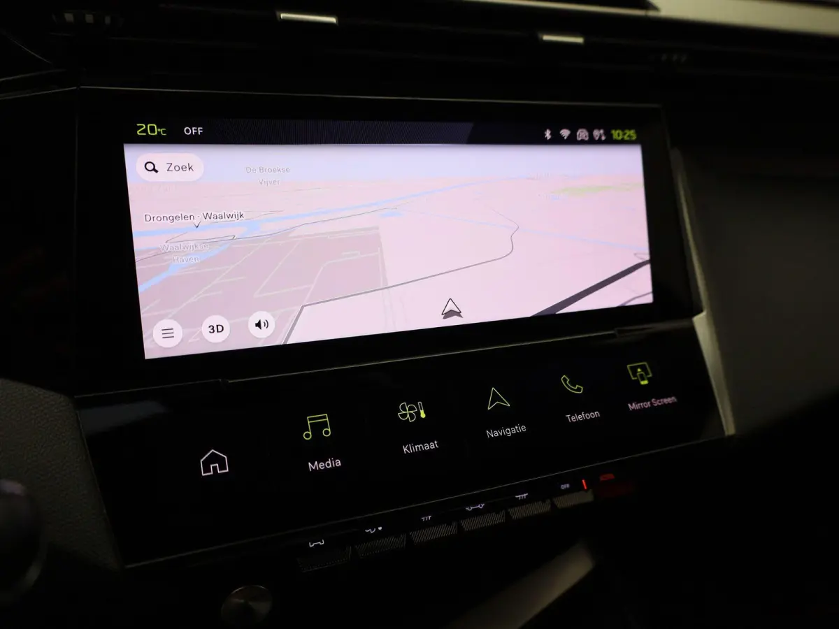 1.6 Plug-in Hybrid 180 Allure | APPLE CARPLAY | ANDROID AUTO | ACHTERUITRIJCAMERA | HALF-LEDER | DIGITAL COCKPIT | NAVIGATIE | CRUISE CONTROL | LED VERLICHTING | LICHTMETALEN VELGEN | GETINT