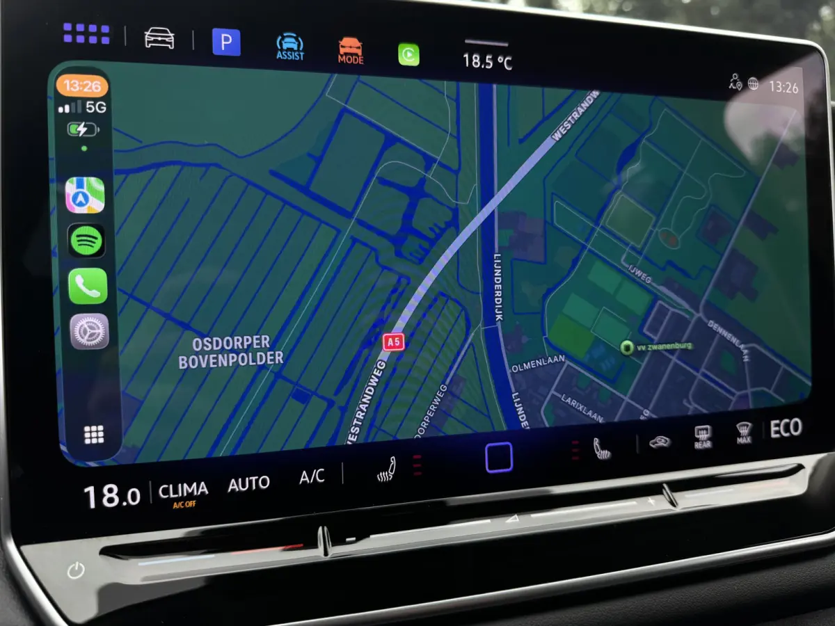 1.5 eHybrid 204PK DSG LIFE TREKHAAK/CAMERA/CARPLAY FABRIEKSGARANTIE TOT 2030
