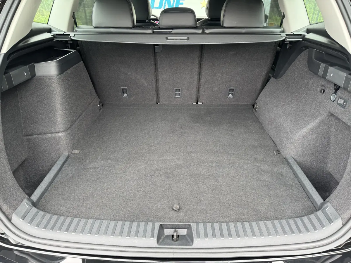 1.5 eHybrid 204PK DSG LIFE TREKHAAK/CAMERA/CARPLAY FABRIEKSGARANTIE TOT 2030