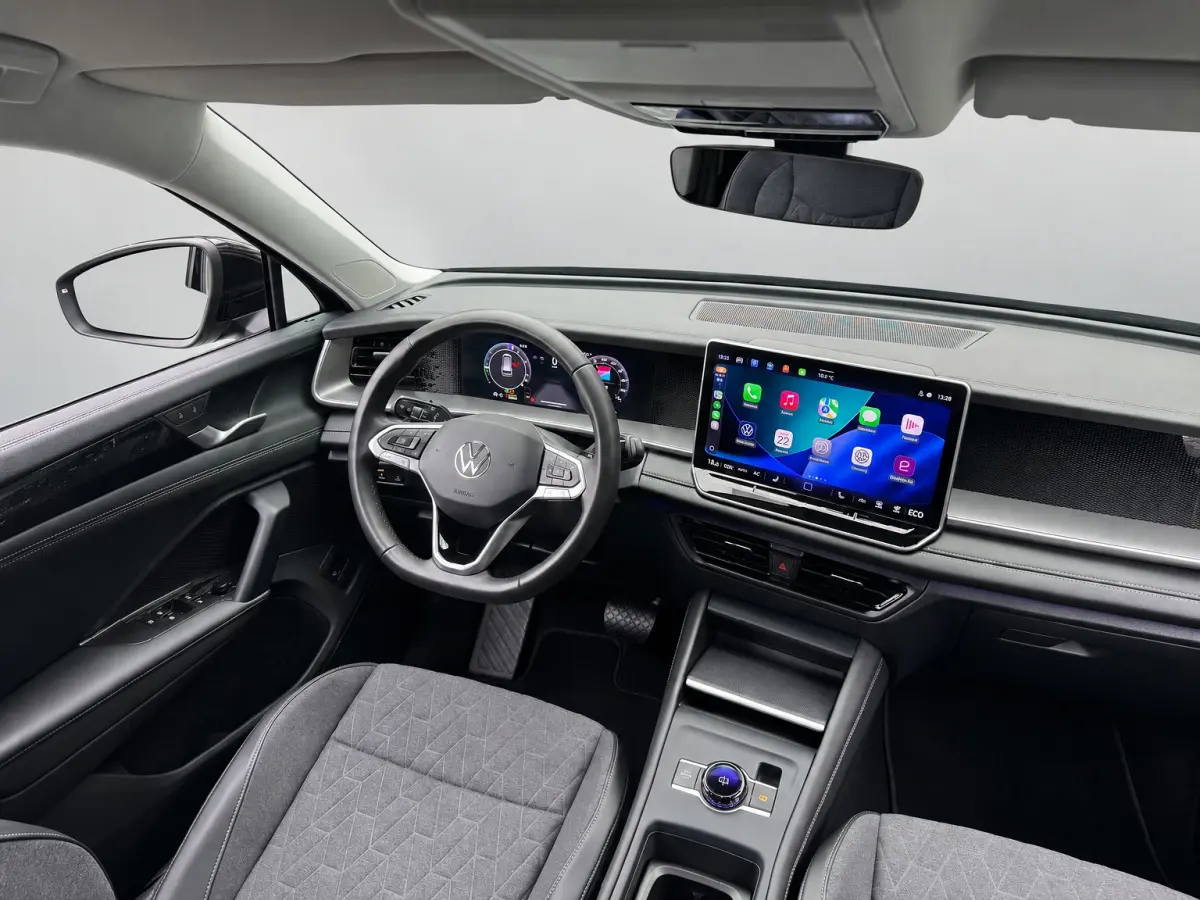 1.5 eHybrid 204PK DSG LIFE TREKHAAK/CAMERA/CARPLAY FABRIEKSGARANTIE TOT 2030