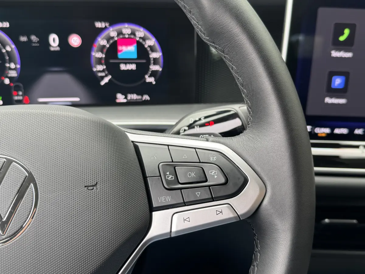 1.5 eHybrid 204PK DSG LIFE TREKHAAK/CAMERA/CARPLAY FABRIEKSGARANTIE TOT 2030