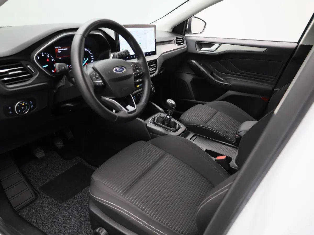 1.0 EcoBoost Hybrid Titanium | APPLE CARPLAY | ANDROID AUTO | PARKEERSENSOREN | LED VERLICHTING | LICHTMETALEN VELGEN | NAVIGATIE | KEYLESS GO | CRUISE CONTROL | RIJSTROOKHULP |