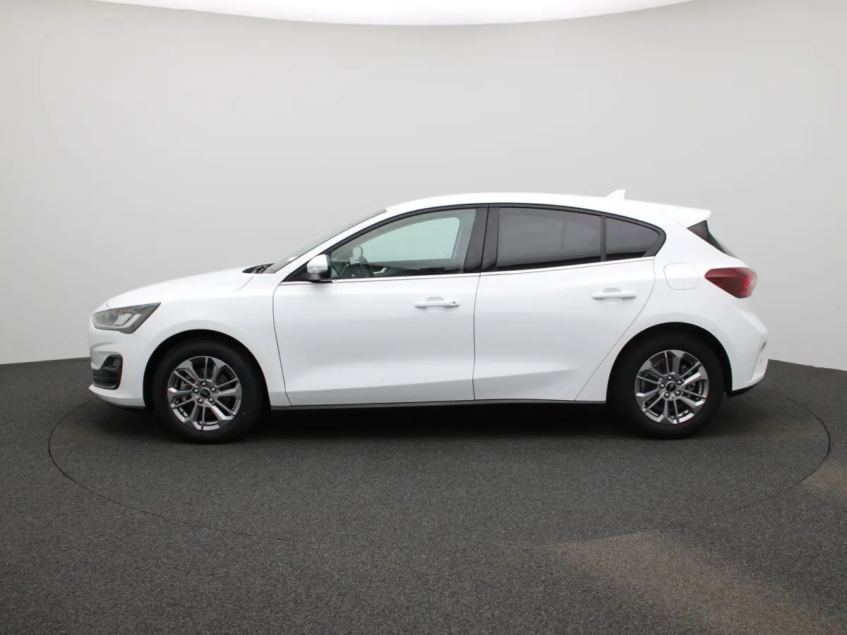 1.0 EcoBoost Hybrid Titanium | APPLE CARPLAY | ANDROID AUTO | PARKEERSENSOREN | LED VERLICHTING | LICHTMETALEN VELGEN | NAVIGATIE | KEYLESS GO | CRUISE CONTROL | RIJSTROOKHULP |
