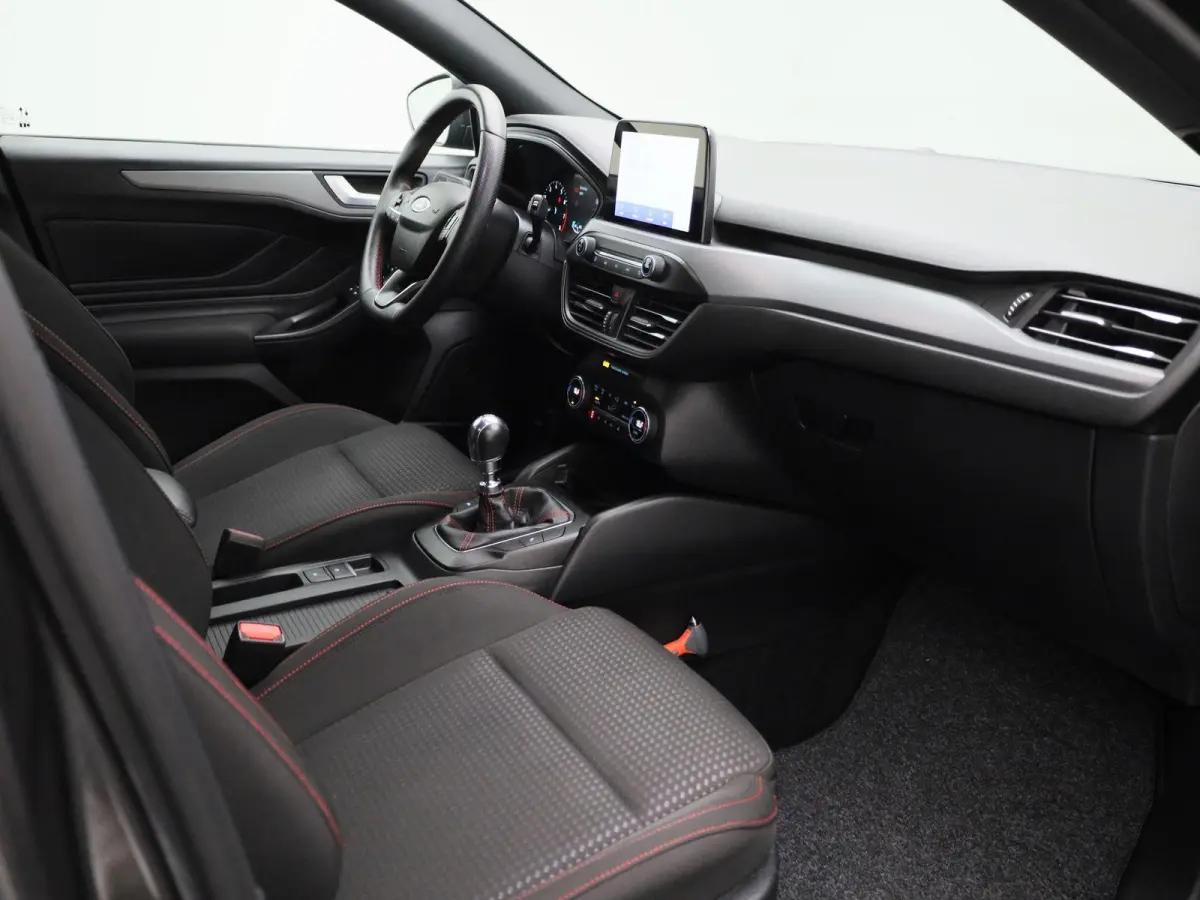 1.0 EcoBoost Hybrid ST Line Style 125PK | Achteruitrijcamera | Apple Car Play / Android Auto | Winterpack