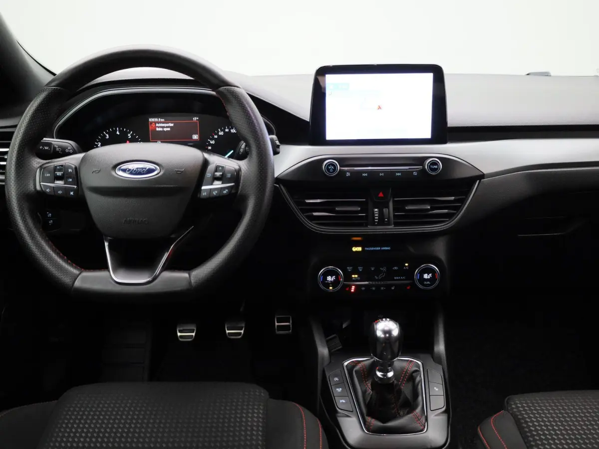 1.0 EcoBoost Hybrid ST Line Style 125PK | Achteruitrijcamera | Apple Car Play / Android Auto | Winterpack