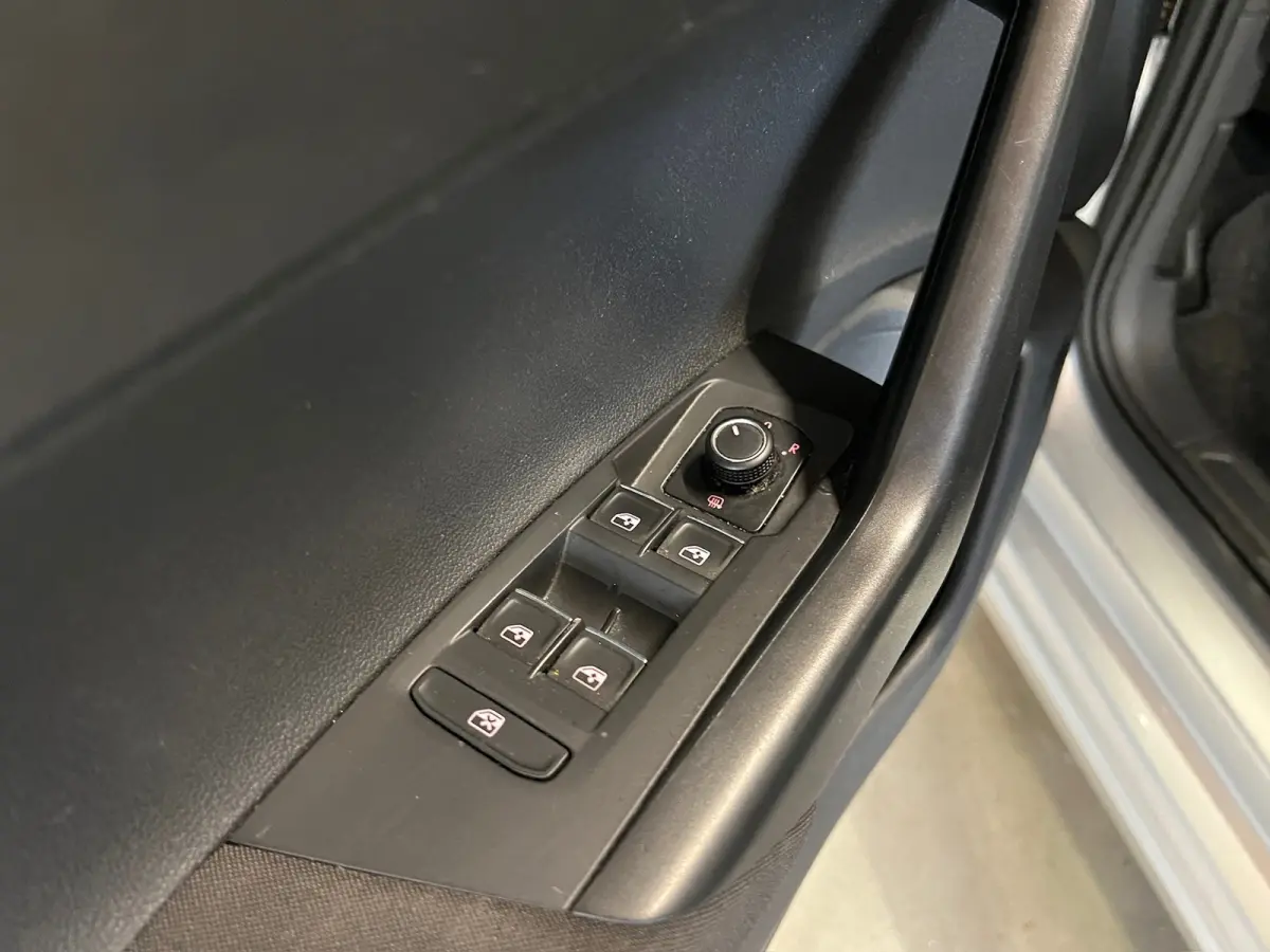 1.0 MPI Comfortline - Cruise Control - Airco