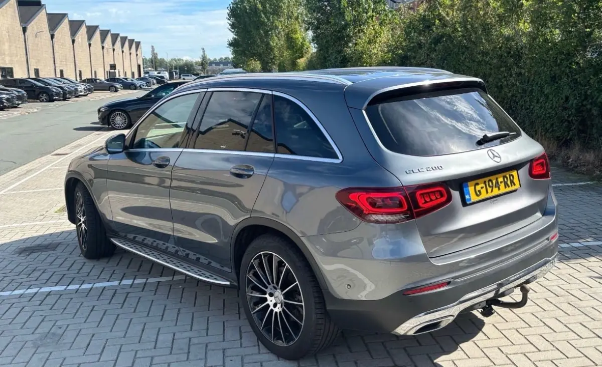 200 Business Solution Limited Camera | Vol Leder | Elek. Stoelen | Carplay | Climate | Stoelverwarming | Trekhaak | LED | Parkeersensoren | Achteruitrijcamera | Airco (automatisch) | Apple C