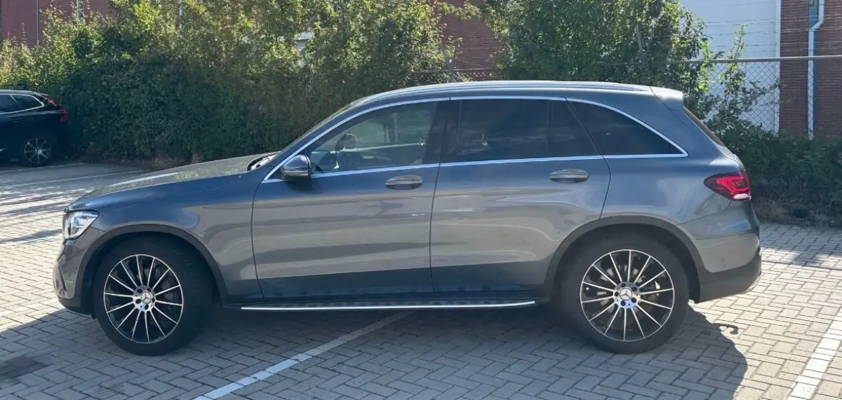 200 Business Solution Limited Camera | Vol Leder | Elek. Stoelen | Carplay | Climate | Stoelverwarming | Trekhaak | LED | Parkeersensoren | Achteruitrijcamera | Airco (automatisch) | Apple C