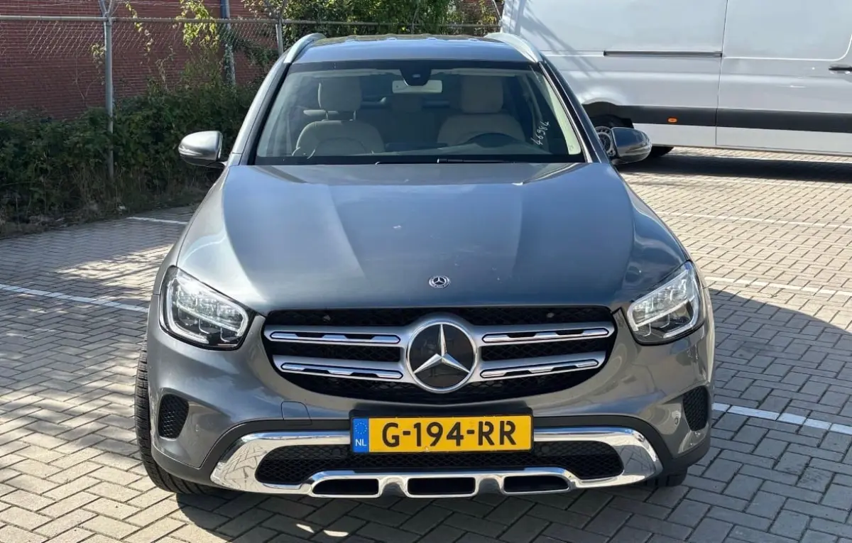 200 Business Solution Limited Camera | Vol Leder | Elek. Stoelen | Carplay | Climate | Stoelverwarming | Trekhaak | LED | Parkeersensoren | Achteruitrijcamera | Airco (automatisch) | Apple C
