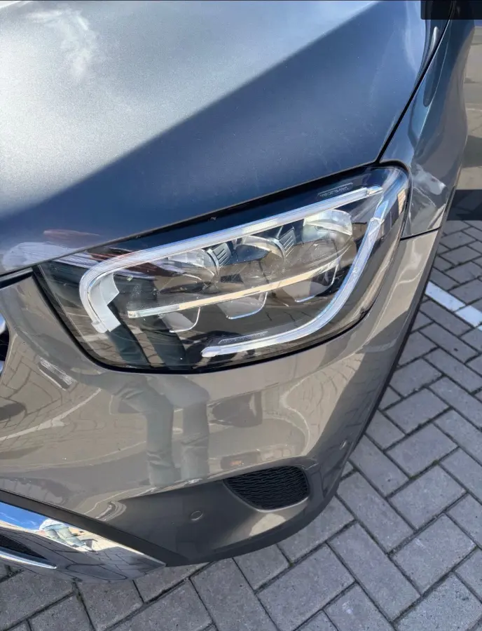 200 Business Solution Limited Camera | Vol Leder | Elek. Stoelen | Carplay | Climate | Stoelverwarming | Trekhaak | LED | Parkeersensoren | Achteruitrijcamera | Airco (automatisch) | Apple C