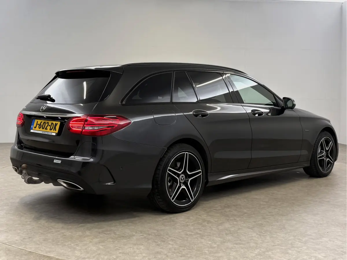 300 e AMG Limited | 360° | Virtual | Sfeer | Carplay | LED | Trekhaak | Parkeersens.