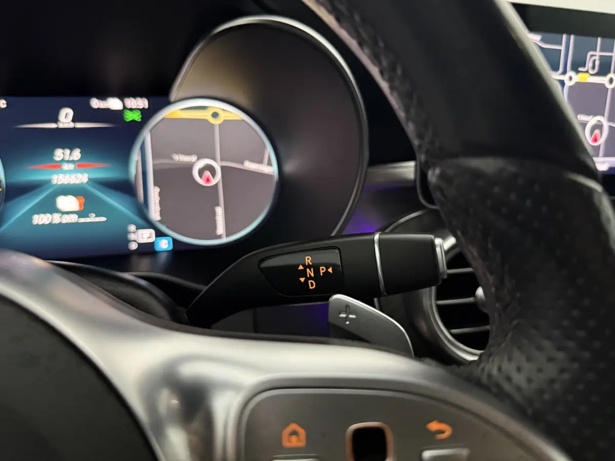 300 e AMG Limited | 360° | Virtual | Sfeer | Carplay | LED | Trekhaak | Parkeersens.