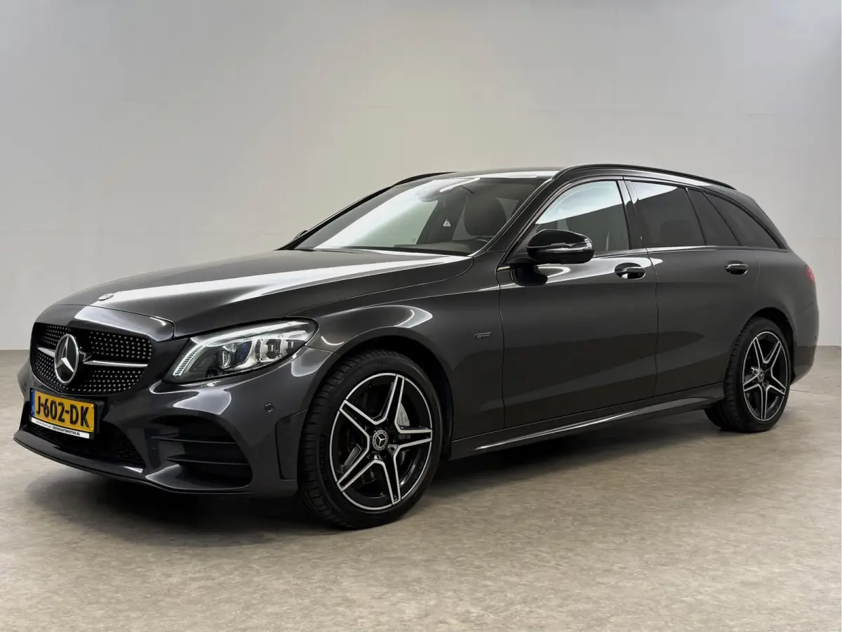 300 e AMG Limited | 360° | Virtual | Sfeer | Carplay | LED | Trekhaak | Parkeersens.