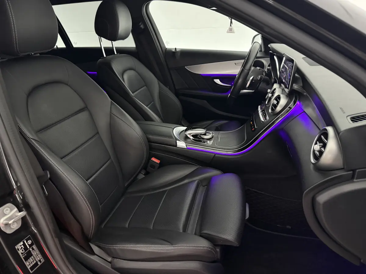 300 e AMG Limited | 360° | Virtual | Sfeer | Carplay | LED | Trekhaak | Parkeersens.