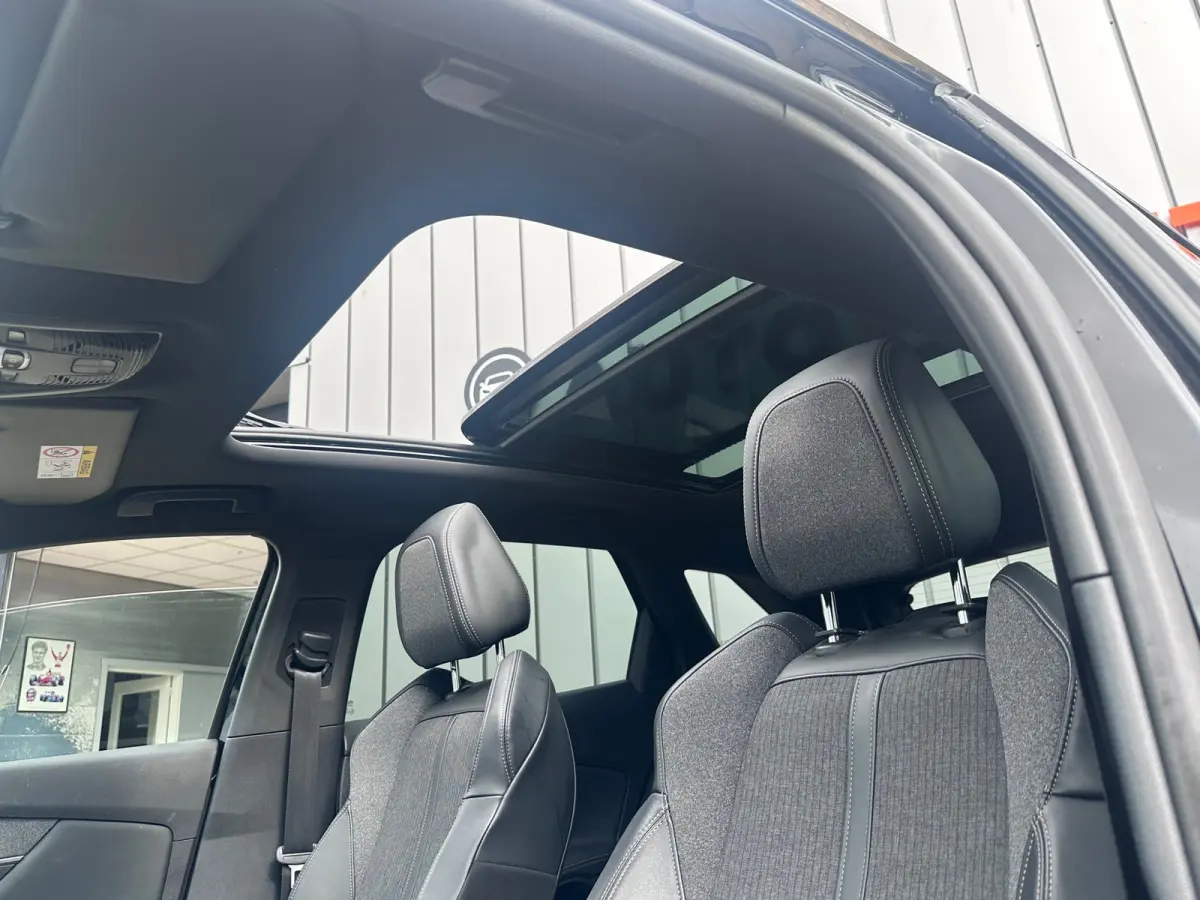 1.2 PureTech GT Line PANO AUTOMAAT LED