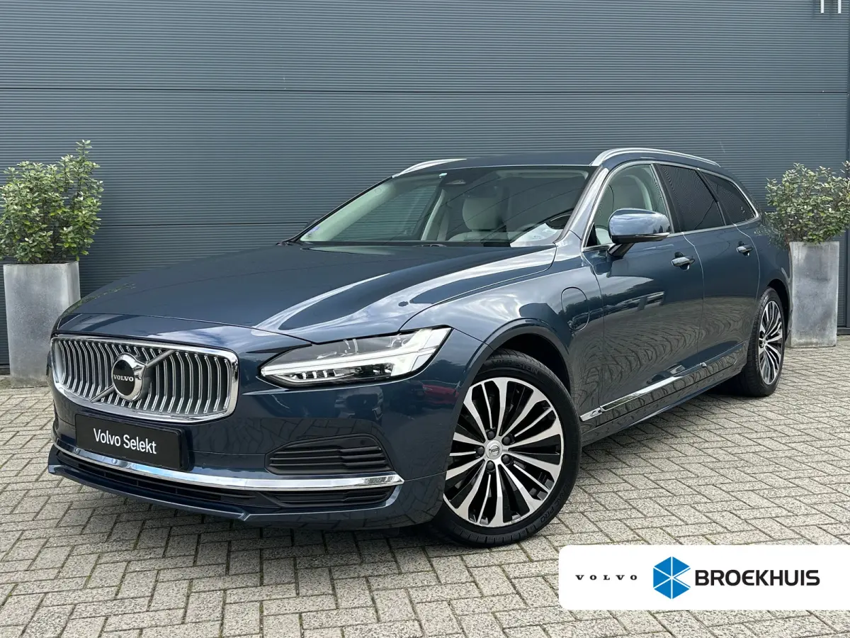 Long Range 2.0 T6 Plug-in hybrid AWD Core Bright | Memory | sOh 99% | Leder | Pilot Assist | BLIS | Stoel & stuurverwarming | Camera |