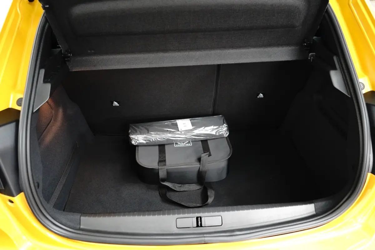 EV Allure 50 kWh | SOH 100% | Camera | Stoelverwarming | Parkeersensoren | Apple Carplay & Android Auto | Climate Controle |
