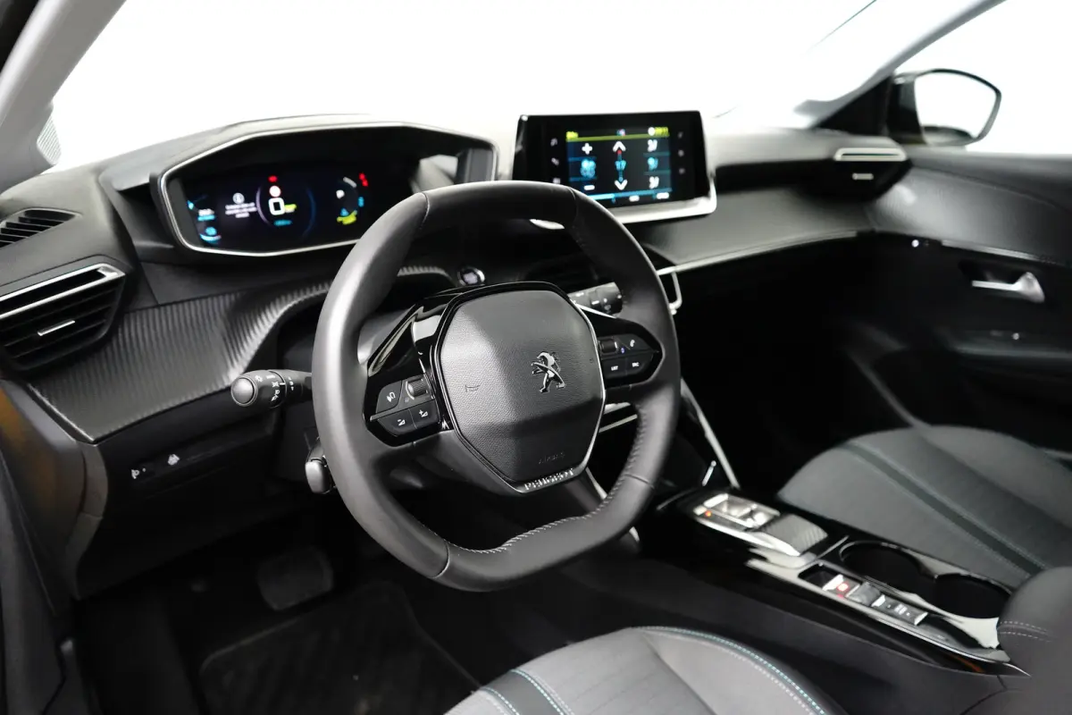 EV Allure 50 kWh | SOH 100% | Camera | Stoelverwarming | Parkeersensoren | Apple Carplay & Android Auto | Climate Controle |