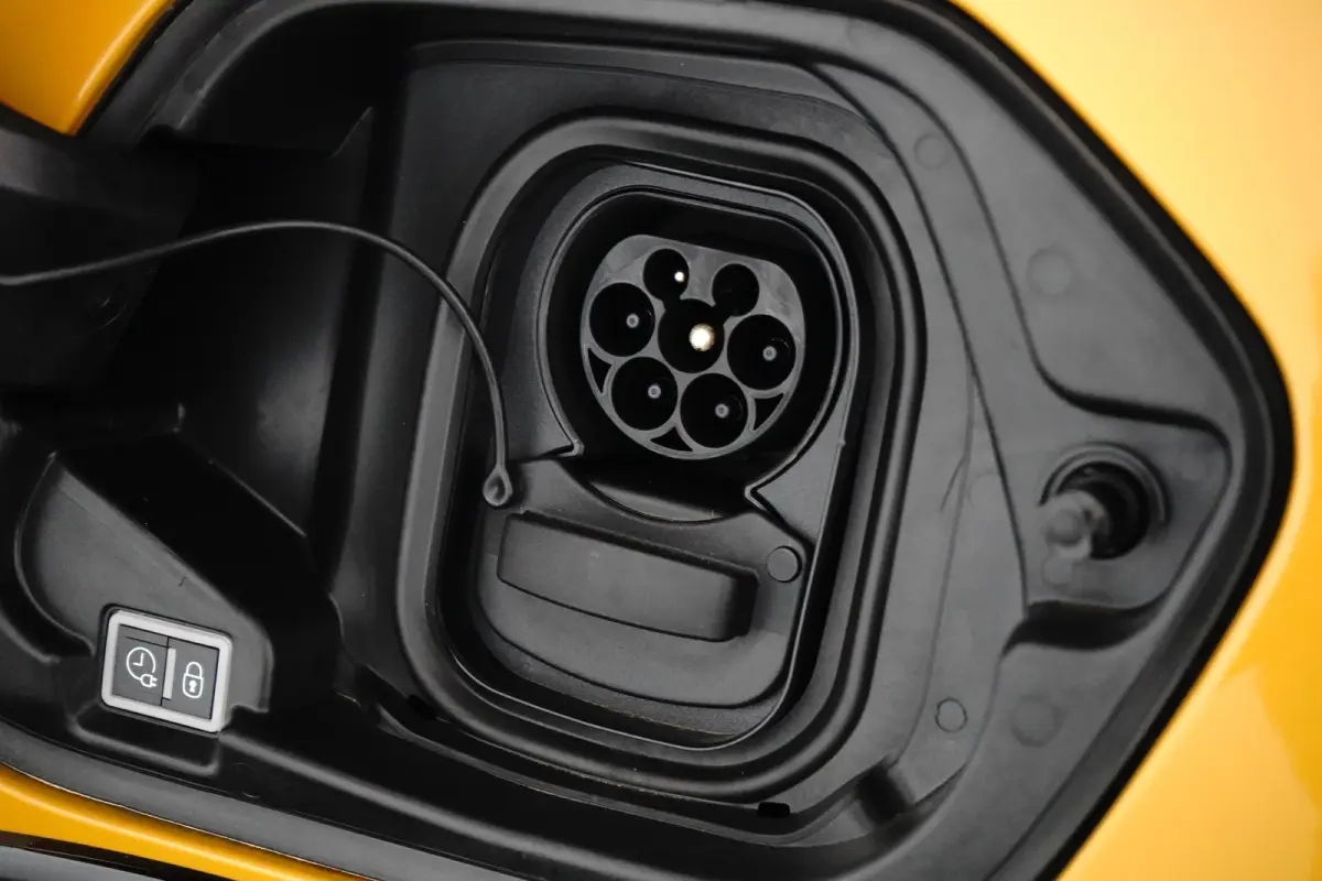 EV Allure 50 kWh | SOH 100% | Camera | Stoelverwarming | Parkeersensoren | Apple Carplay & Android Auto | Climate Controle |