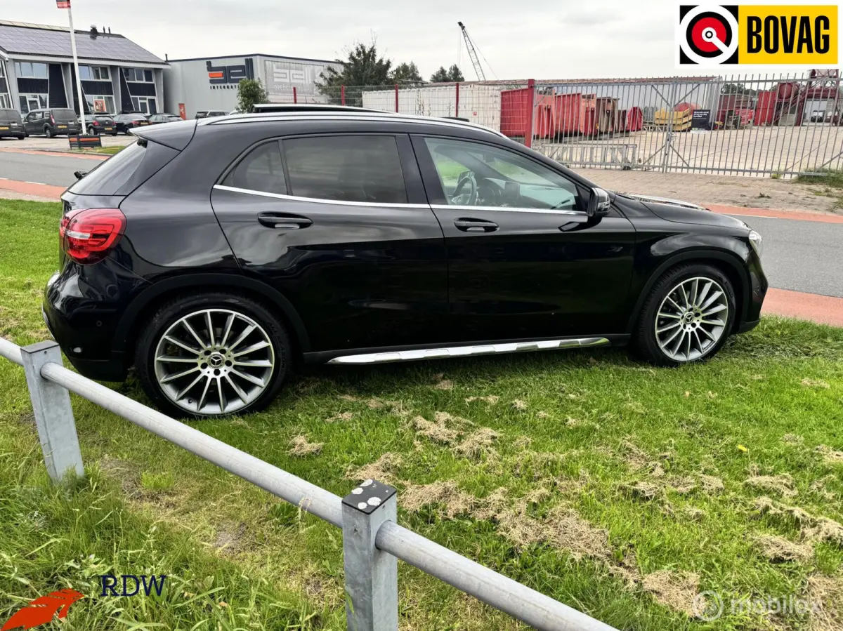 250 4Matic AMG Premium PANO/CAMERA/NAVI