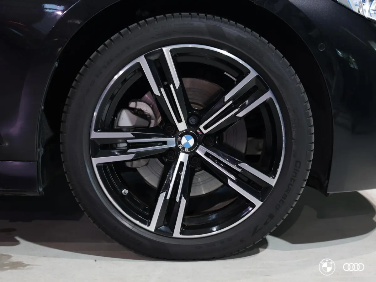 330E M SPORT / ACC / AUGMENTED / MEMORY / HEADUP / 18"