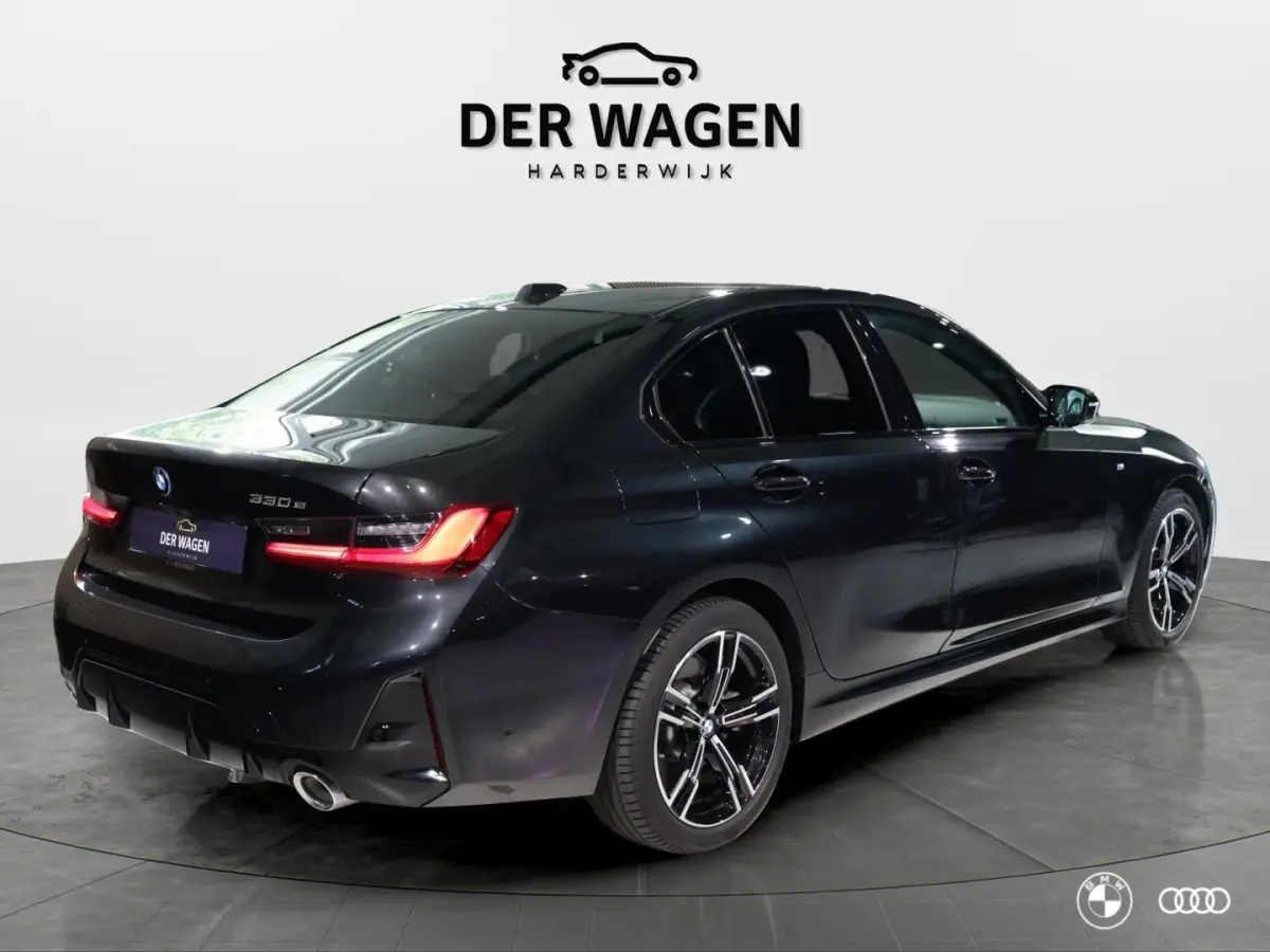 330E M SPORT / ACC / AUGMENTED / MEMORY / HEADUP / 18"