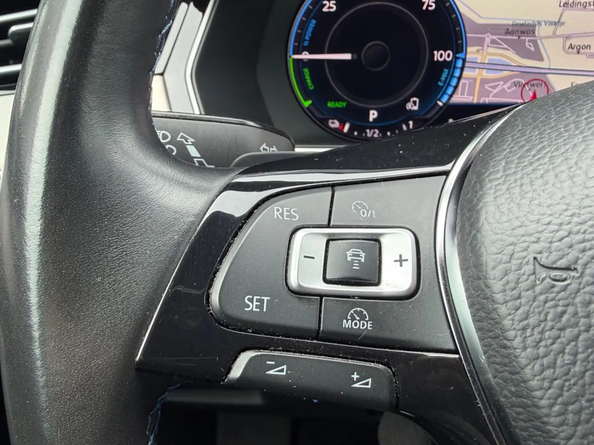 1.4 TSI GTE Highline VIRTUAL TREKHAAK