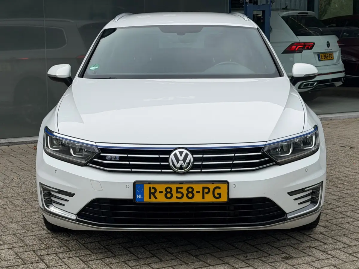 1.4 TSI GTE Highline VIRTUAL TREKHAAK
