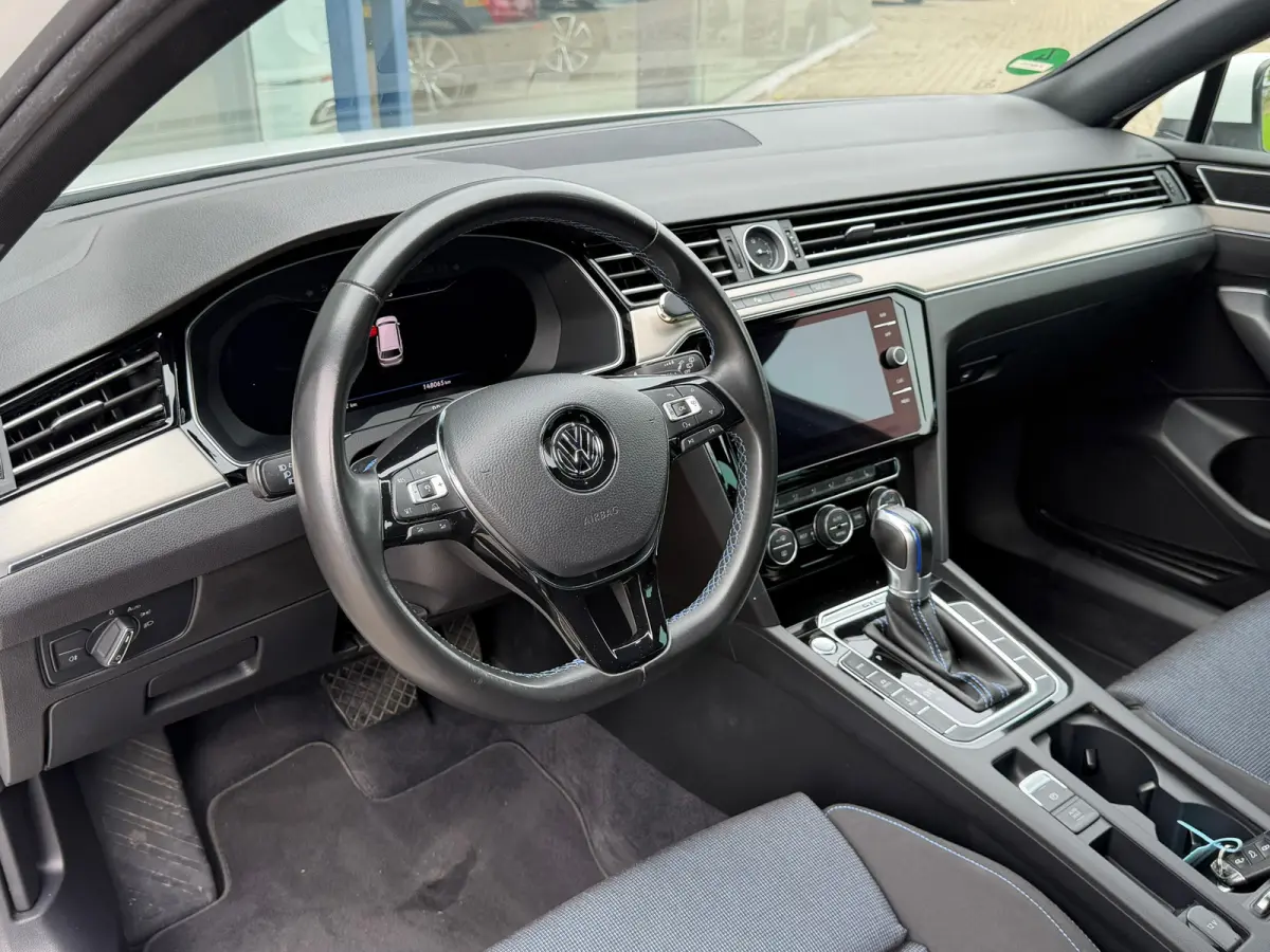 1.4 TSI GTE Highline VIRTUAL TREKHAAK