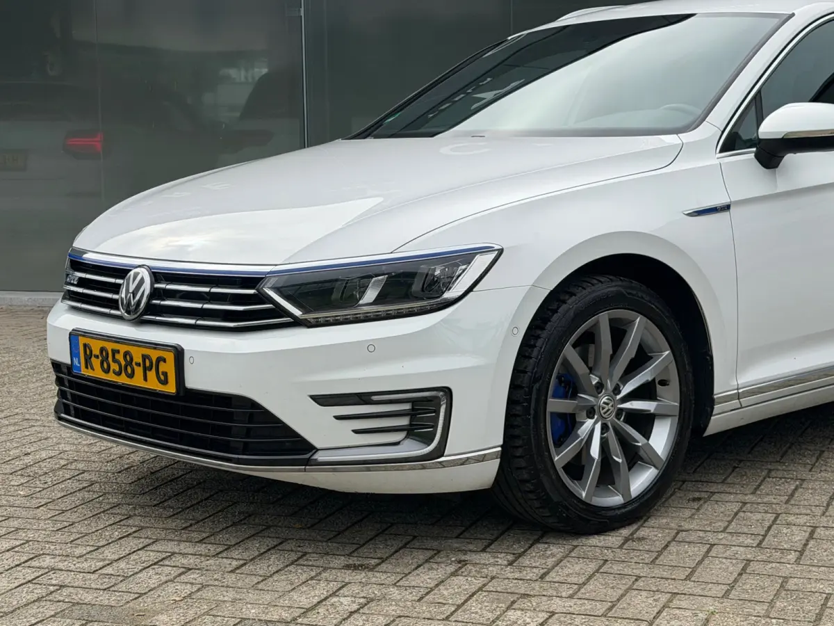 1.4 TSI GTE Highline VIRTUAL TREKHAAK